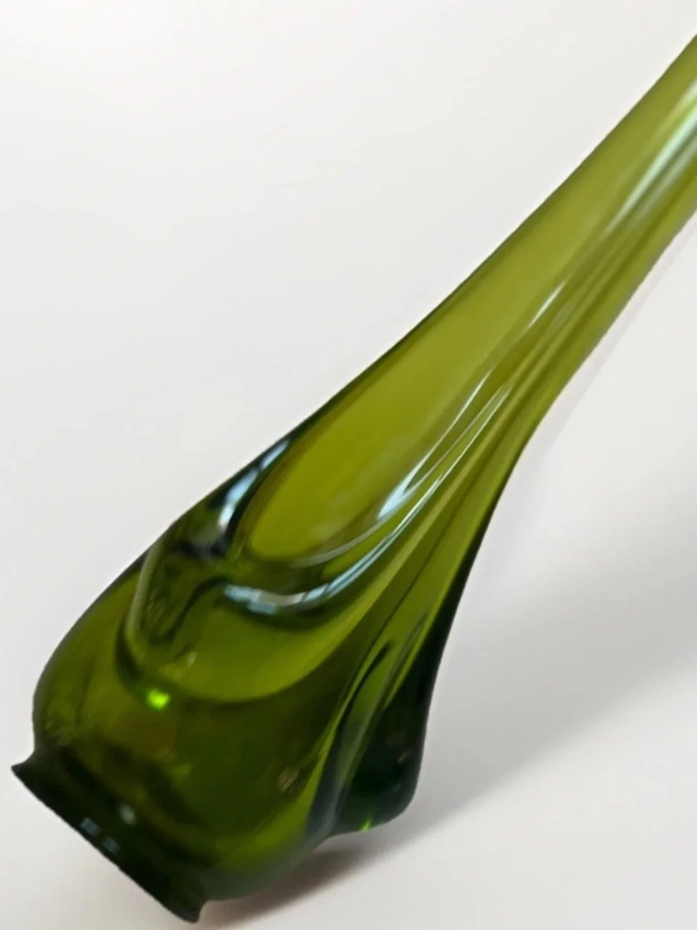 Vintage MCM Viking Green Epic Drape Swung Glass Vase